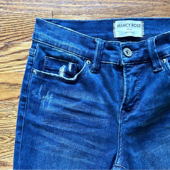 Nancy Rose Emma Mini Flare Cropped Jeans Size 28 Denim - Picture 2 of 7